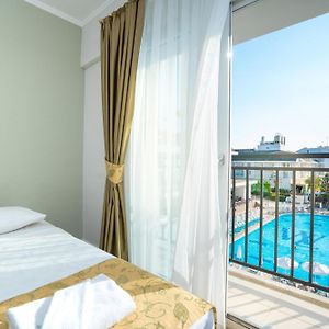 Uitgebreide Kamer met een King Size Bed